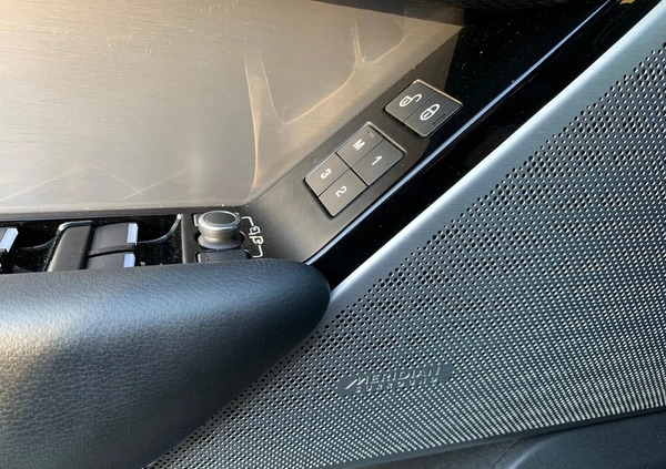 Land Rover Range Rover Velar cena 166900 przebieg: 65000, rok produkcji 2018 z Dobre Miasto małe 191